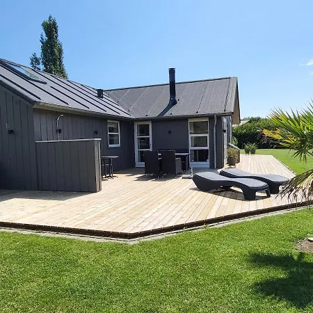 Luxury Activity House With Wellness And Enclosed Garden Skovbyballe