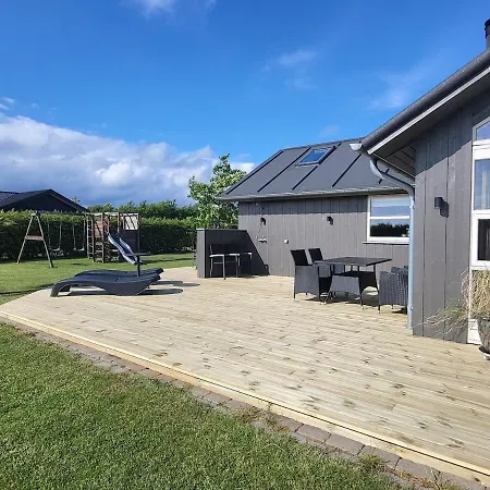 Luxury Activity House With Wellness And Enclosed Garden *